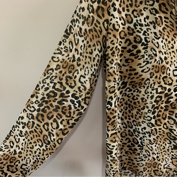 Forever 21 long sleeve leopard printed button up blouse. - Picture 3 of 4